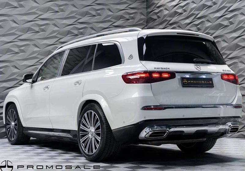 Usado Mercedes GLS600 Maybach 557 CV (409 kW) 2024 Blanco SUV
