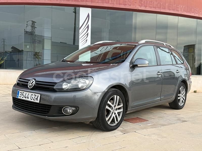 Beige Usado 2010 VW Golf Berlina | 3899 € (Super precio) - Imagen 1/4