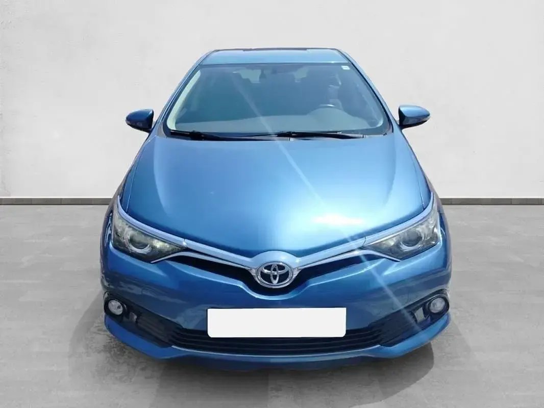 Usado Toyota Auris 90 CV (66 kW) 2016 Azul Utilitario
