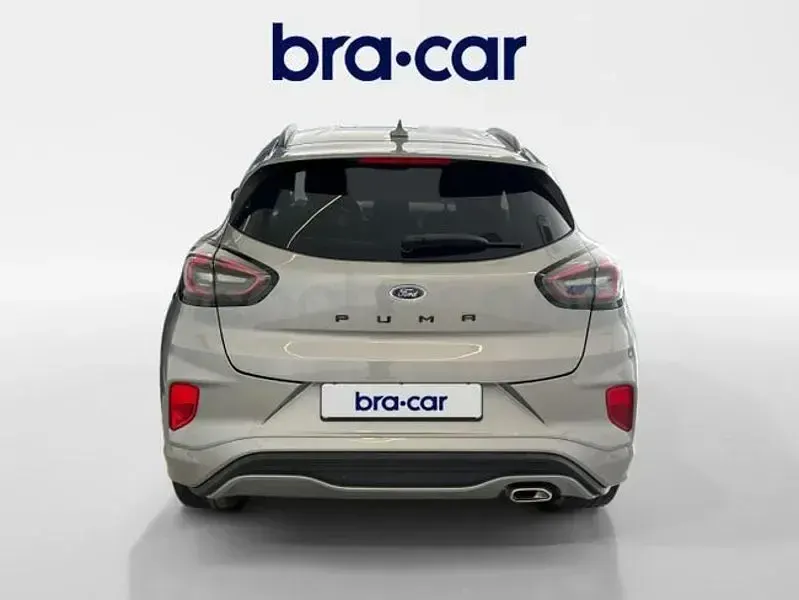 Usado Ford Puma ST-Line X 125 CV (91 kW) 2023 Gris / plata SUV