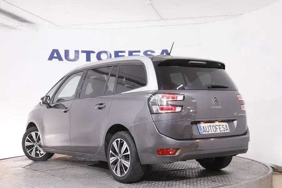 Usado Citroën Spacetourer 130 CV (95 kW) 2019 Gris Monovolumen