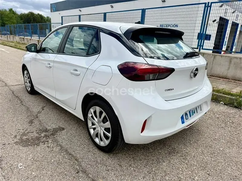 Usado Opel Corsa Edition 102 CV (75 kW) 2021 Blanco Utilitario