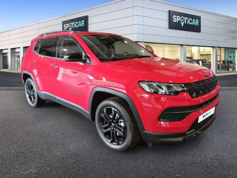 Usado Jeep Compass Night Eagle 131 CV (96 kW) 2023 Rojo SUV