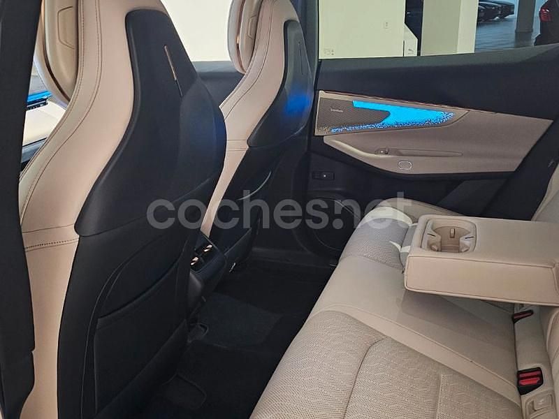 Usado Lynk & Co 08 350 CV (257 kW) 2025 Beige SUV