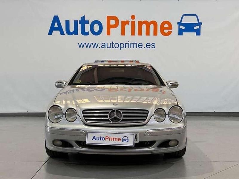Usado Mercedes CL500 306 CV (225 kW) 2002 Plateado Coupe