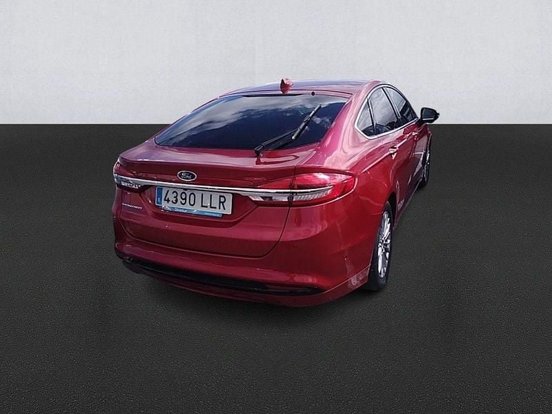 Usado Ford Mondeo Titanium 150 CV (110 kW) 2020 Rojo Berlina