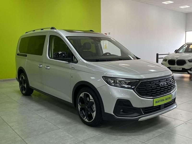 Usado Ford Tourneo Active 122 CV (89 kW) 2025 Plateado Van