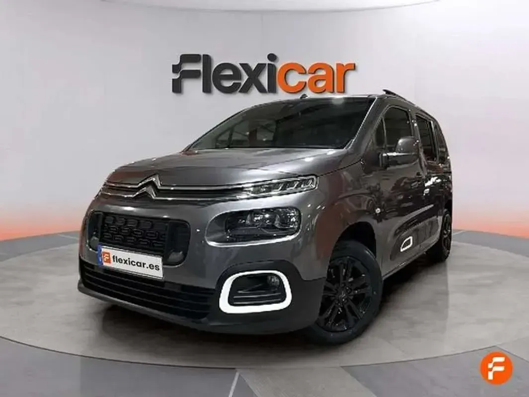 Usado Citroën Berlingo Feel 102 CV (75 kW) 2021 Blanco Monovolumen