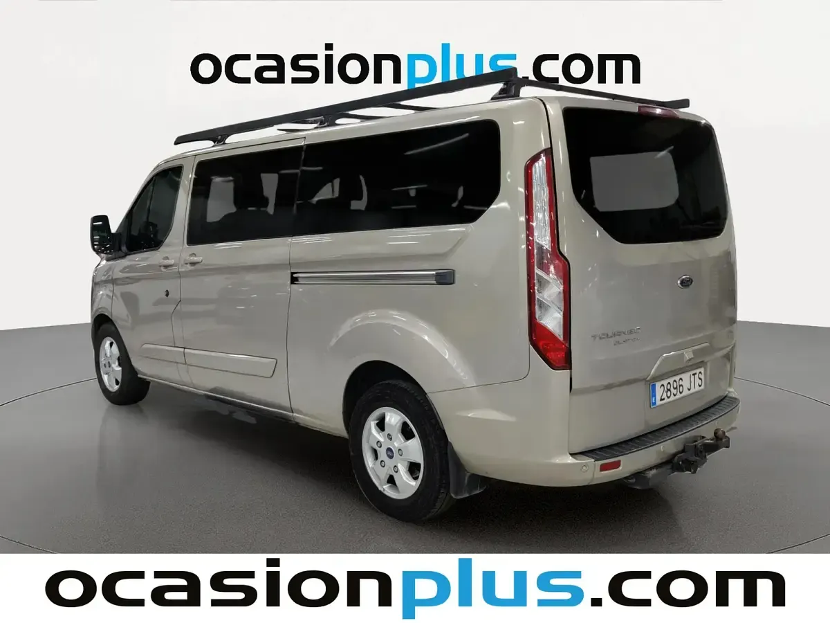 Usado Ford Tourneo Custom Titanium 170 CV (125 kW) 2016 Gris Van