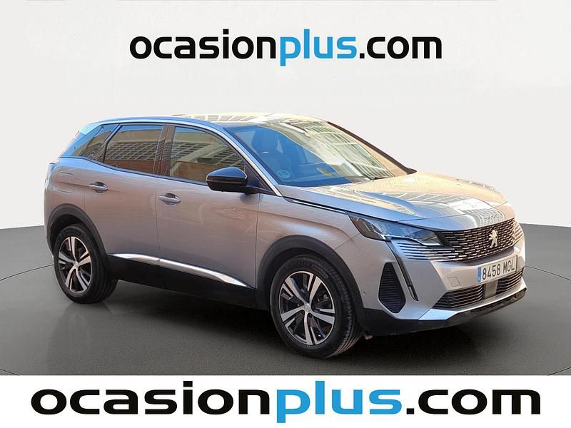 Usado Peugeot 3008 Allure 130 CV (95 kW) 2023 Gris SUV