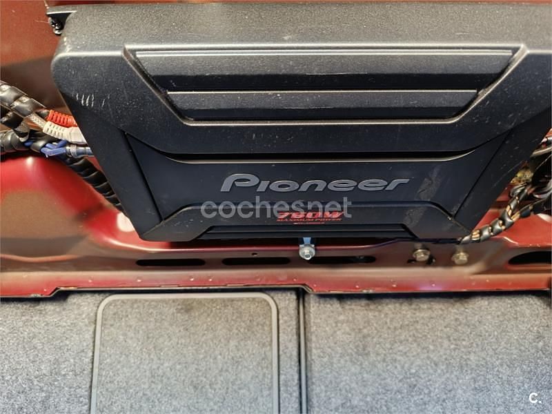 Usado BMW 320 136 CV (100 kW) 1999 Rojo Berlina