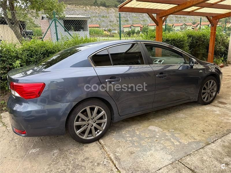 Azul Usado 2012 Toyota Avensis Premium Berlina | 9500 € (Precio justo) - Imagen 1/4