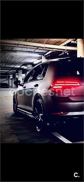 Usado VW Golf VII R 310 CV (228 kW) 2018 Gris / plata Berlina