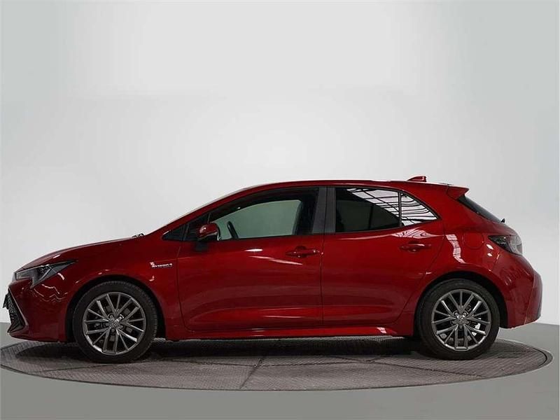 Usado Toyota Corolla 122 CV (89 kW) 2019 Rojo emoción Berlina