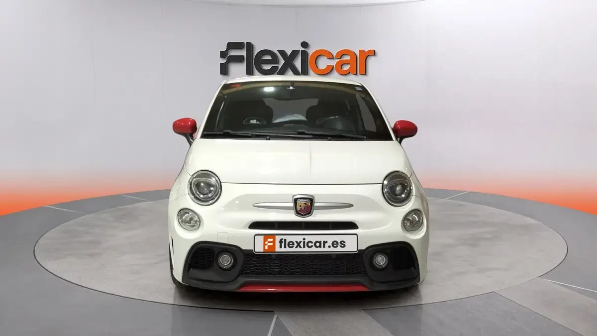 Usado Abarth 595 Turismo 165 CV (121 kW) 2020 Blanco Berlina