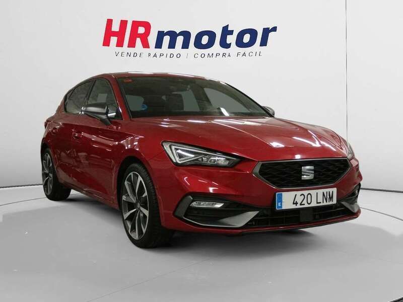 Rojo Usado 2021 Seat Leon FR Utilitario | 18.490 € (Precio justo) - Imagen 1/4