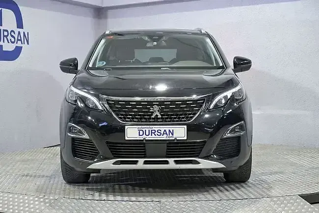 Usado Peugeot 5008 Allure 130 CV (95 kW) 2019 Negro SUV