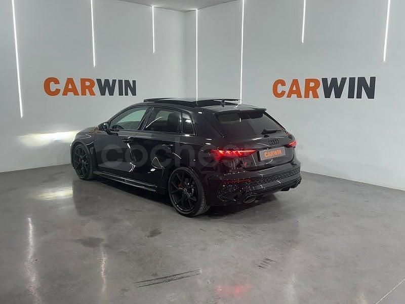 Usado Audi RS3 400 CV (294 kW) 2022 Negro Berlina