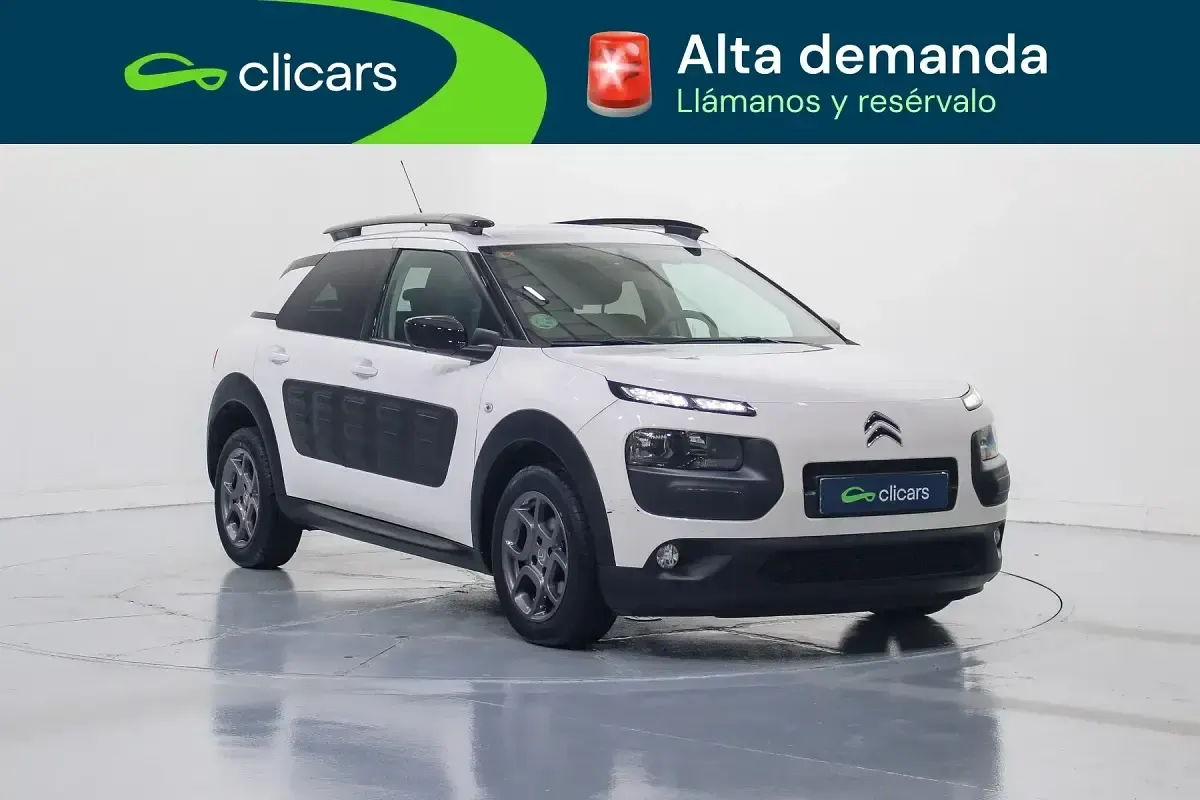 Usado Citroën C4 Cactus PureTech 110 CV (80 kW) 2015 Blanco Utilitario