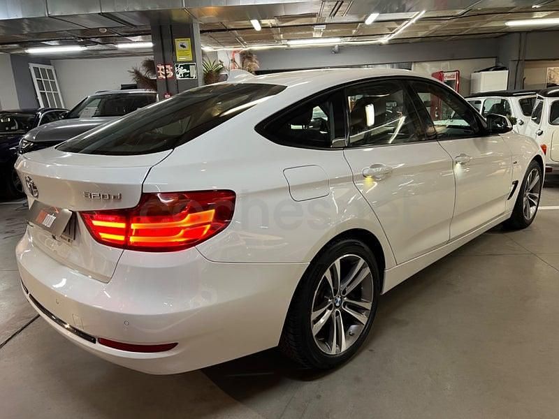 Usado BMW 320 Gran Turismo Sport Line 184 CV (135 kW) 2015 Blanco Berlina