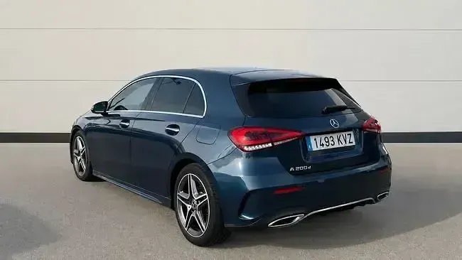 Usado Mercedes A200 150 CV (110 kW) 2023 Azul Berlina