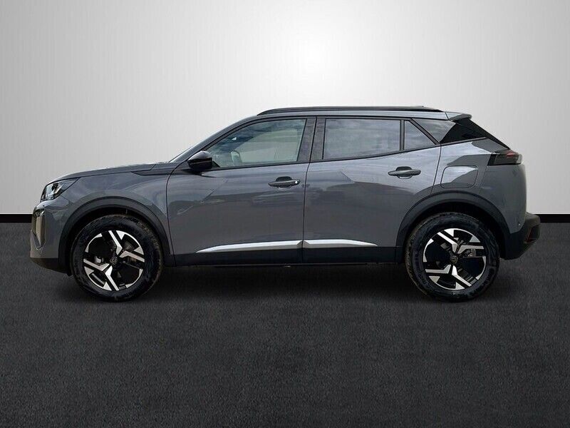 Usado Peugeot 2008 Allure 136 CV (100 kW) 2024 Gris SUV