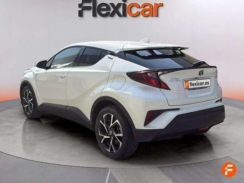 Usado Toyota C-HR Advance 122 CV (89 kW) 2021 Blanco SUV
