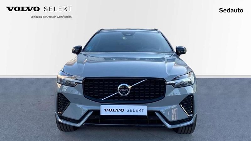 Usado Volvo XC60 Plus 250 CV (183 kW) 2025 SUV