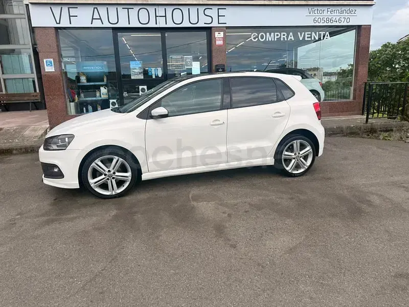 Usado VW Polo R-line 90 CV (66 kW) 2013 Blanco Utilitario