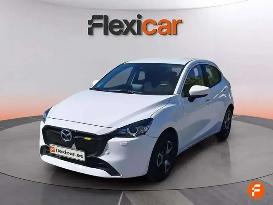 Usado Mazda 2 Center-Line 90 CV (66 kW) 2024 Blanco Utilitario