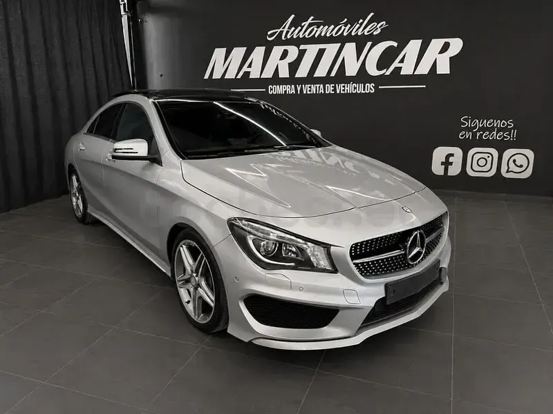Usado Mercedes CLA250 AMG line 211 CV (155 kW) 2013 Gris / plata Coupe