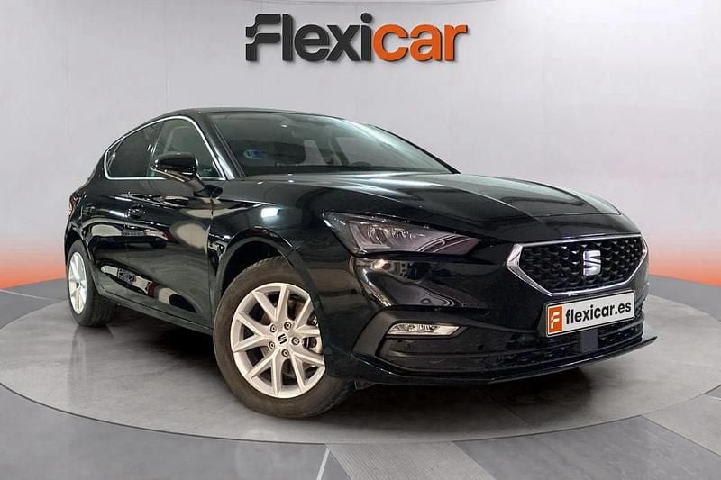 Negro Usado 2025 Seat Leon FR Berlina | 22.490 € (Buen precio) - Imagen 1/4