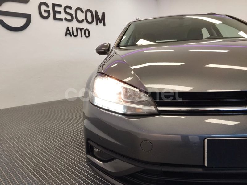 Usado VW Golf VII Edition 115 CV (84 kW) 2020 Gris / plata Familiar