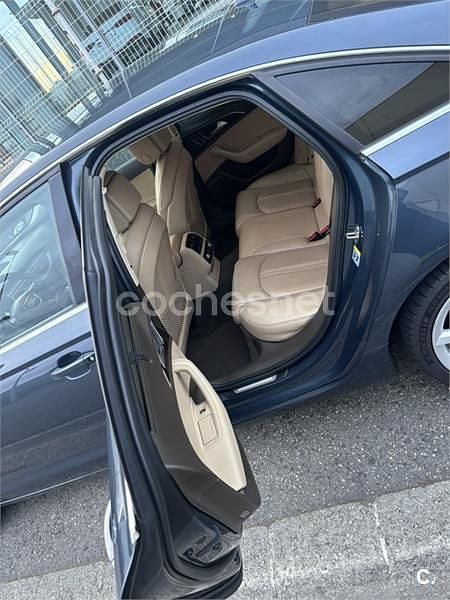 Usado Audi A6 313 CV (230 kW) 2012 Azul Berlina