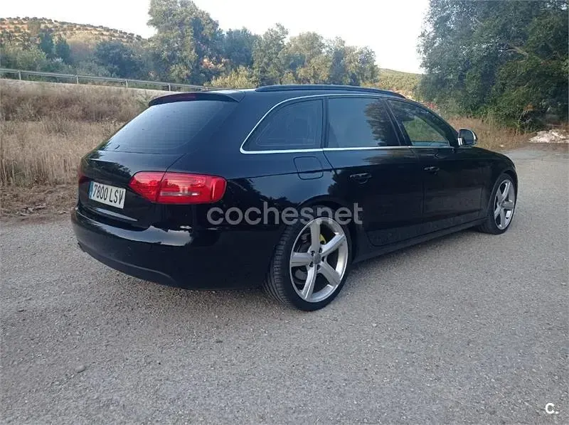 Usado Audi A4 143 CV (105 kW) 2008 Negro Familiar