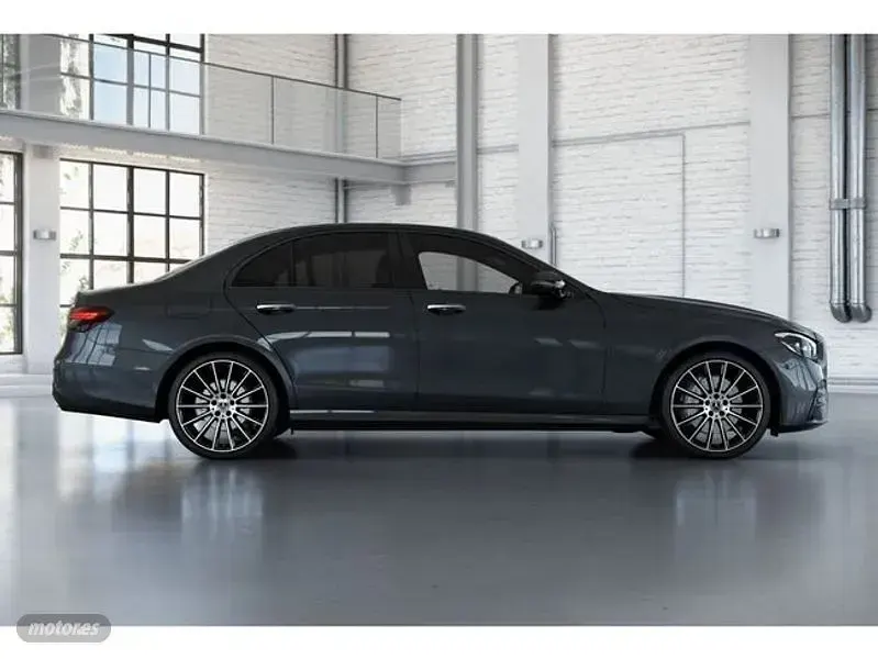Usado Mercedes E220 200 CV (147 kW) 2023 Gris Berlina