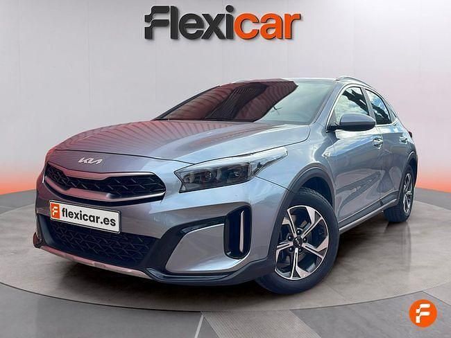 Usado Kia Ceed 160 CV (117 kW) 2023 Gris Utilitario