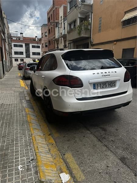 Blanco Usado 2011 Porsche Cayenne SUV | 23.500 € (Precio justo) - Imagen 1/4