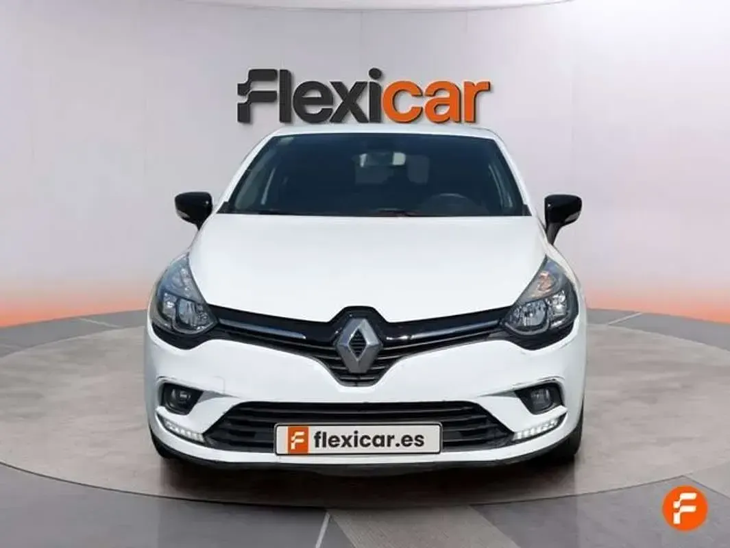Usado Renault Clio LIMITED 90 CV (66 kW) 2017 Blanco Utilitario