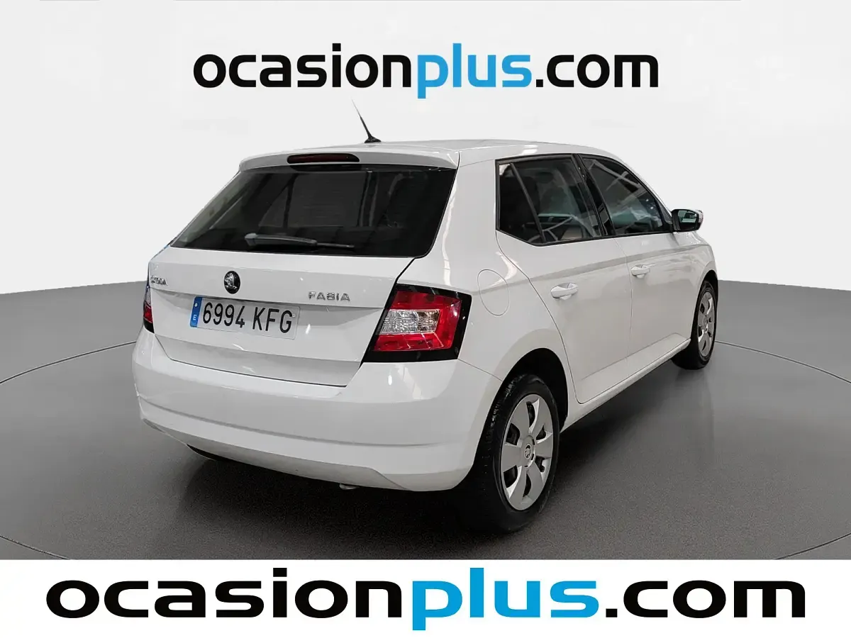 Usado Skoda Fabia Business Line 75 CV (55 kW) 2017 Blanco Utilitario