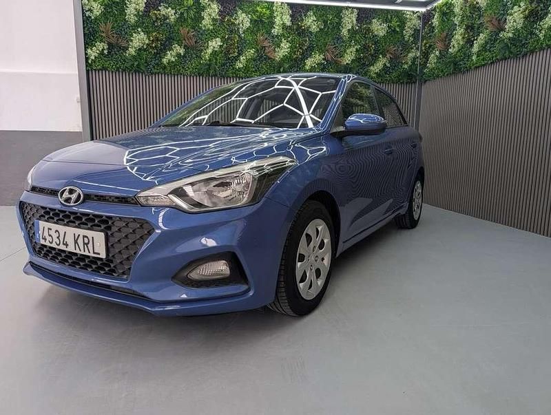 Usado Hyundai i20 84 CV (61 kW) 2019 Azul Utilitario