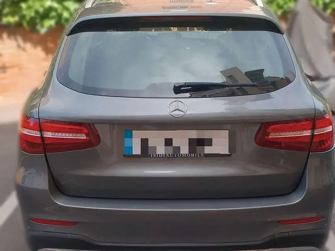 Usado Mercedes GLC250 211 CV (155 kW) 2017 Gris SUV