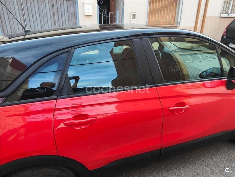 Usado Opel Crossland X Selective 81 CV (59 kW) 2019 Rojo SUV