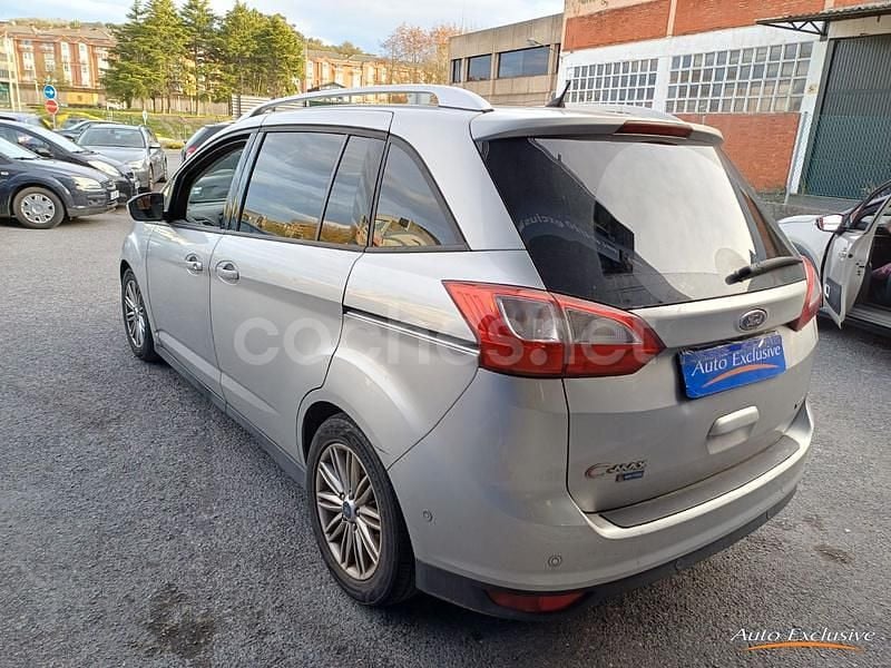 Usado Ford Grand C-Max Trend 125 CV (91 kW) 2017 Gris / plata Monovolumen