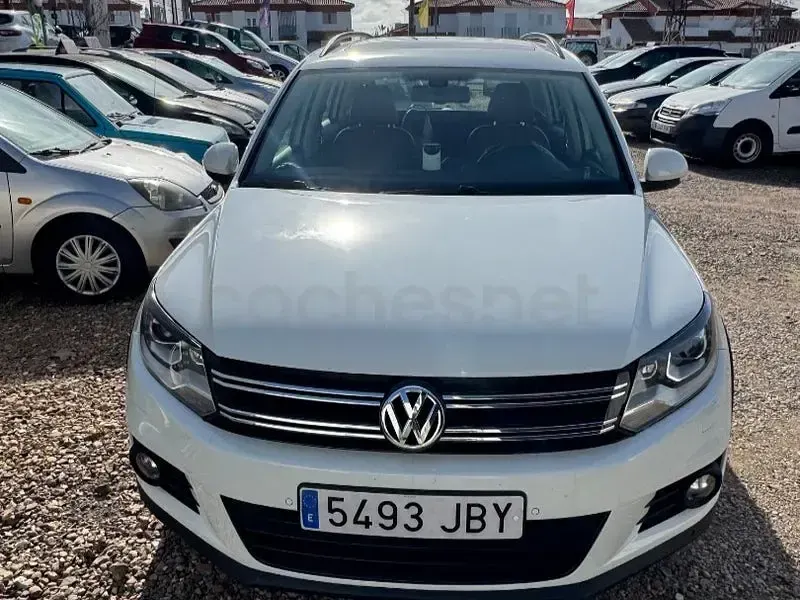Usado VW Tiguan R-line 140 CV (102 kW) 2015 Blanco SUV