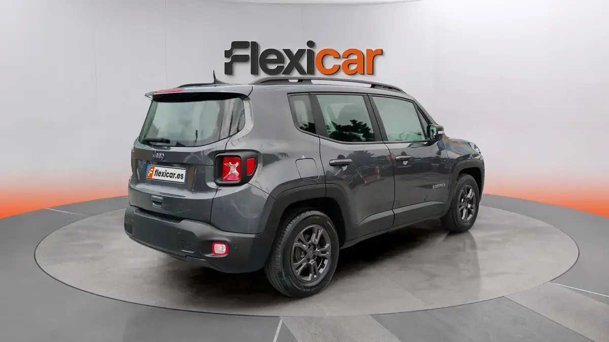 Usado Jeep Renegade Longitude 120 CV (88 kW) 2022 Gris SUV