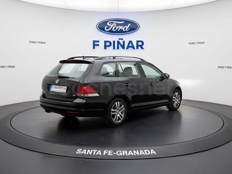 Usado VW Golf VII Advance 105 CV (77 kW) 2012 Negro Familiar