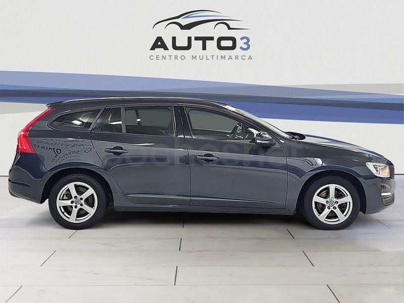 Usado Volvo V60 Summum 150 CV (110 kW) 2016 Gris / plata Familiar