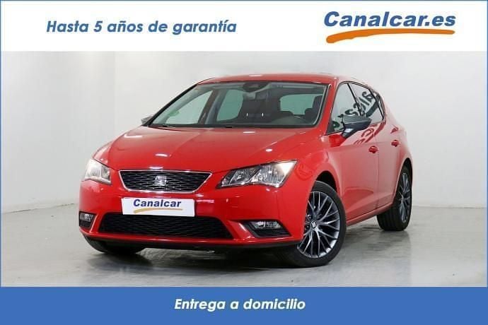 Usado Seat Leon Style 110 CV (80 kW) 2016 Rojo Utilitario