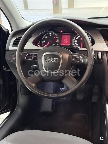 Usado Audi A4 143 CV (105 kW) 2009 Negro Berlina